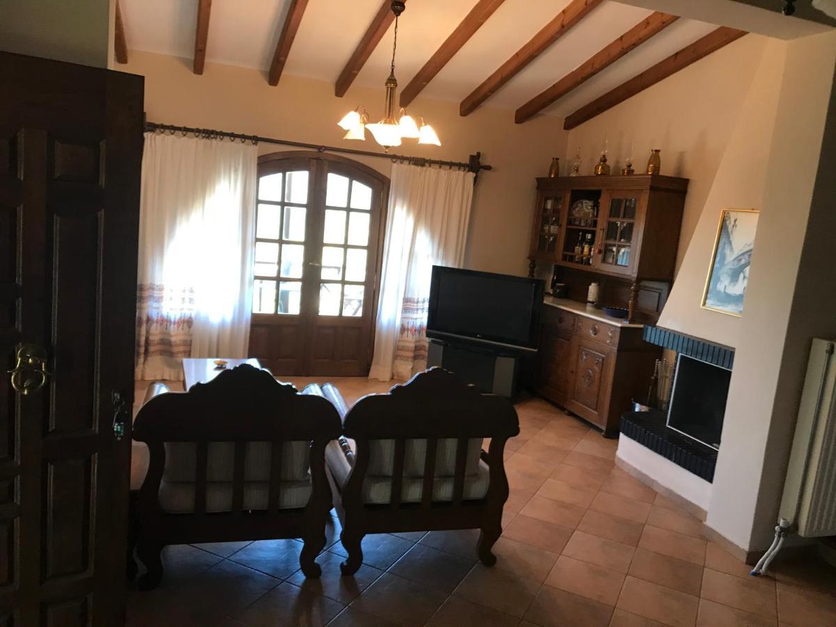 Villa Maroudia Kymi Eksteriør billede