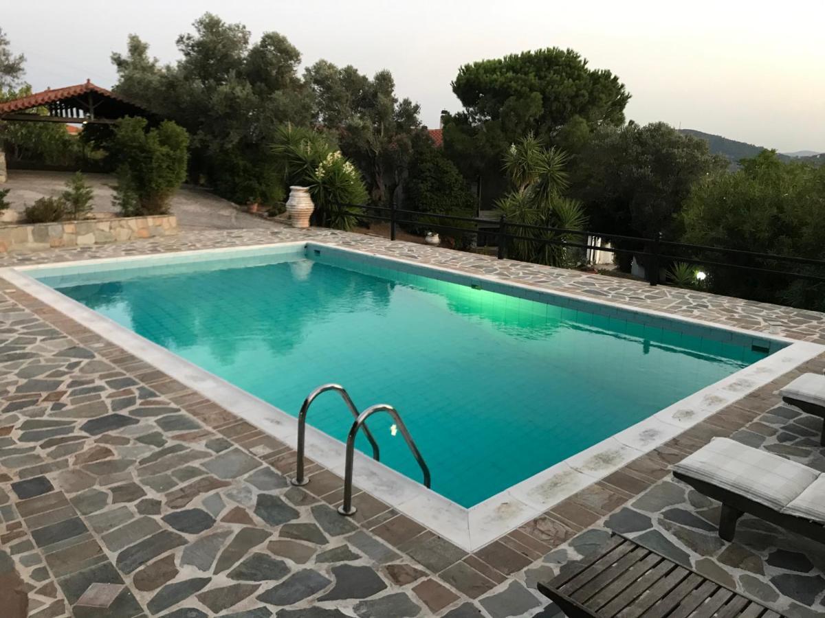 Villa Maroudia Kymi Eksteriør billede