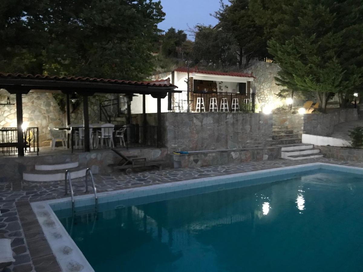 Villa Maroudia Kymi Eksteriør billede